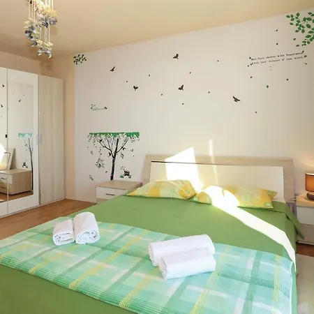 Three-bedroom In * Mimice